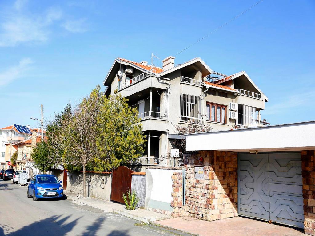 стаи Мария Петрова
